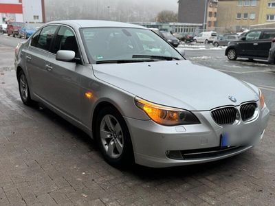 BMW 523