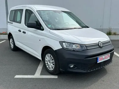 Gebraucht VW Caddy Basis 75 PS (55 kW) 2022 Weiß Van / Kleinbus