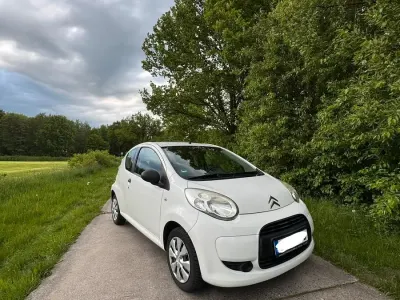 Gebraucht Citroën C1 60 PS (44 kW) 2010 Weiß Kleinwagen