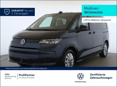 Usata VW Multivan Basis 177 CV (130 kW) 2025 Blu Monovolume