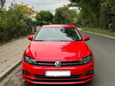 Gebraucht VW Polo Comfortline 75 PS (55 kW) 2017 Rot Kleinwagen