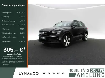 Begagnad Volvo XC40 Core 169 kW (231 HK) 2022 Svart SUV