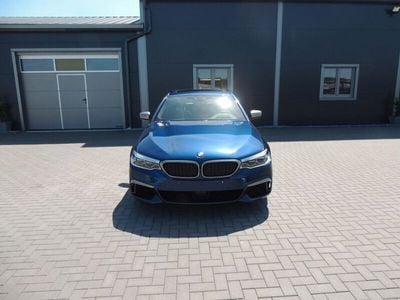 BMW M550