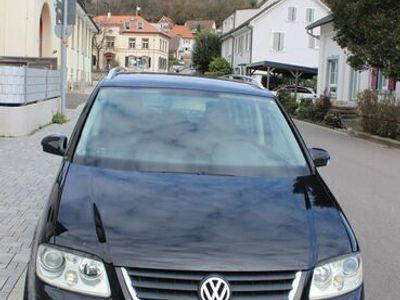 gebraucht VW Touran FSI