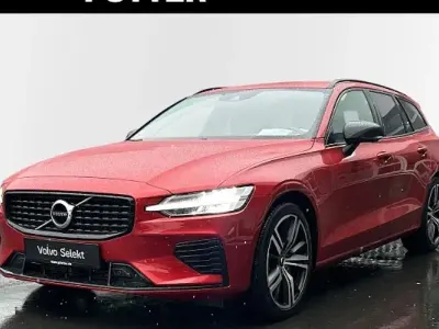 Usado Volvo V60 R-Design 350 HP (257 kW) 2021 Vermelho Carrinha
