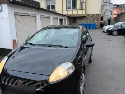 Gebraucht Fiat Grande Punto 80 PS (58 kW) 2008 Schwarz Kleinwagen