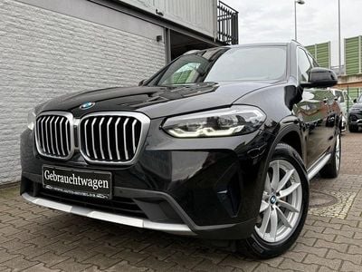 Gebraucht BMW X3 Sport Line 190 PS (139 kW) 2022 Schwarz ii/bonnet fluid black SUV