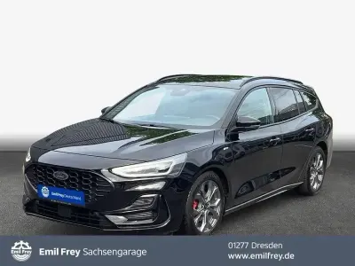 Gebraucht Ford Focus ST-Line 120 PS (88 kW) 2023 Schwarz Kombi