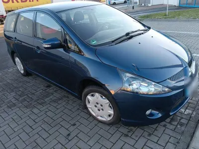 Gebraucht Mitsubishi Grandis 164 PS (120 kW) 2005 Andere farben Van / Kleinbus