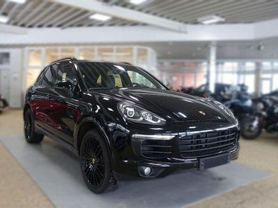 Gebraucht Porsche Cayenne Platinum Edition 262 PS (192 kW) 2016 Tiefschwarz SUV