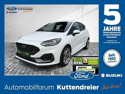 Frostweiß Gebraucht 2022 Ford Fiesta ST Kleinwagen | 23.380 € (Fairer Preis)