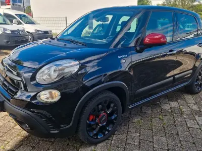Gebraucht Fiat 500L Cross 95 PS (69 kW) 2020 Schwarz Van / Kleinbus