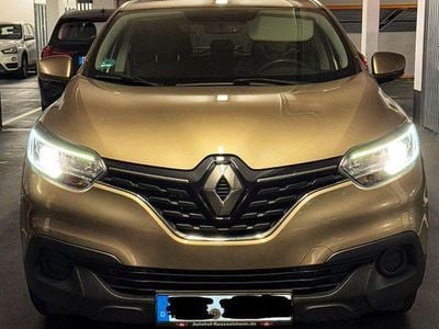Beige Gebraucht 2018 Renault Kadjar LIMITED SUV | 8.600 € (Guter Preis)