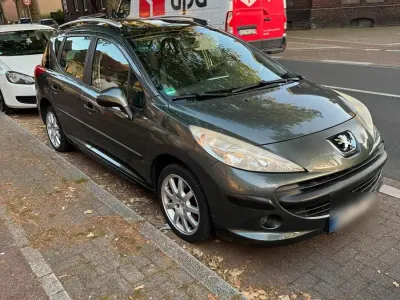 Gebraucht Peugeot 207 95 PS (69 kW) 2008 Grau Kombi