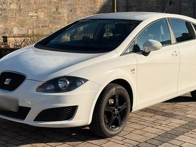 Weiß Gebraucht 2010 Seat Leon Reference Limousine | 3.999 €