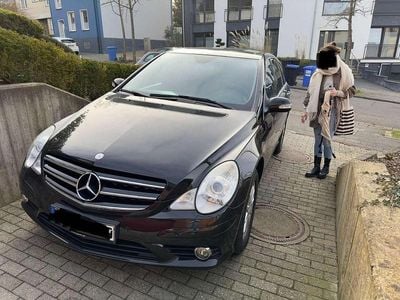 Mercedes R350