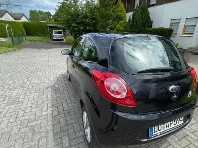 Gebraucht Ford Ka Cool & Sound Edition 69 PS (50 kW) 2015 Schwarz Kleinwagen