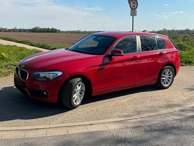 Usata BMW 118 Sport Line 136 CV (100 kW) 2015 Rosso Utilitaria