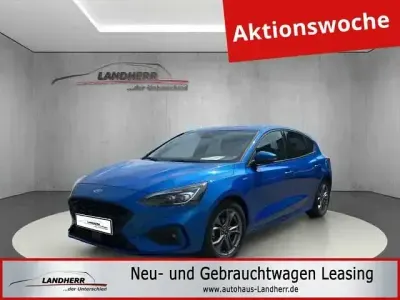 Gebraucht Ford Focus ST-Line 199 PS (146 kW) 2022 Dynamicblau metallic (metallic) Limousine