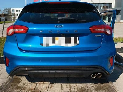 Gebraucht Ford Focus ST-Line 125 PS (91 kW) 2018 Blau Limousine