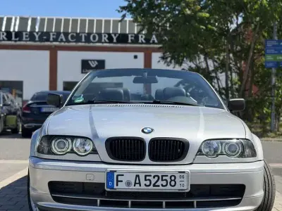 Gebraucht BMW 318 143 PS (105 kW) 2002 Silber Cabrio