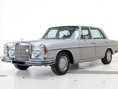 Gebraucht Mercedes S280 200 PS (147 kW) 1972 Silber Limousine