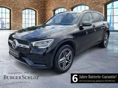 Gebraucht Mercedes GLC300 AMG 211 PS (155 kW) 2020 Unilack schwarz uni SUV