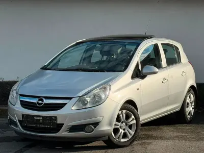 Gebraucht Opel Corsa Edition 80 PS (58 kW) 2009 Silber Kleinwagen