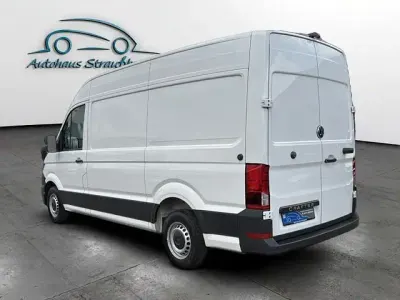 Gebraucht VW Crafter 140 PS (102 kW) 2025 Weiß Van