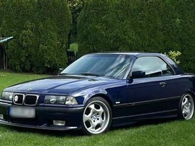 Usata BMW 320 Cabriolet Sport Line 150 CV (110 kW) 1997 Blu Cabrio