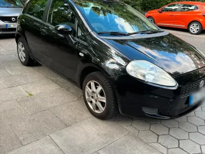 Gebraucht Fiat Punto 60 PS (44 kW) 2009 Schwarz Kleinwagen