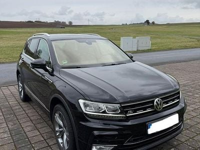 Gebraucht VW Tiguan R-line 150 PS (110 kW) 2016 Schwarz SUV