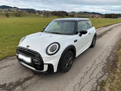 Gebraucht Mini Cooper 136 PS (100 kW) 2023 Weiß Kleinwagen