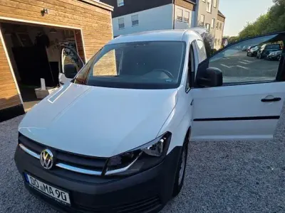 Gebraucht VW Caddy Maxi 102 PS (75 kW) 2019 Weiß Van / Kleinbus