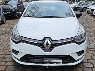Usado Renault Clio IV LIMITED 118 HP (86 kW) 2018 Branco Sedan
