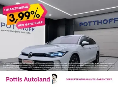 Gebraucht VW Passat Elegance 193 PS (141 kW) 2024 Weiß Kombi