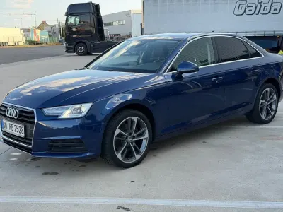 Gebraucht Audi A4 Sport 122 PS (89 kW) 2016 Blau Limousine