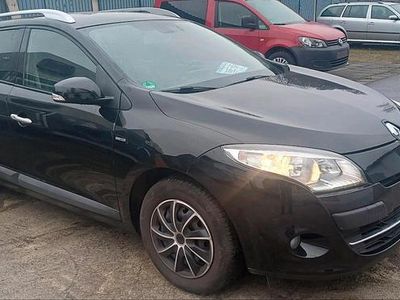 Schwarz Gebraucht 2011 Renault Mégane GrandTour Kombi | 3.900 €