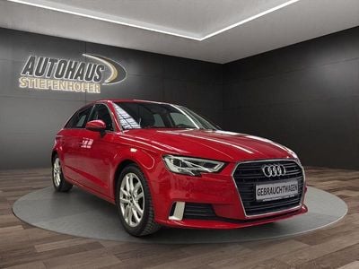 Gebraucht Audi A3 Sport 150 PS (110 kW) 2017 Rot Limousine