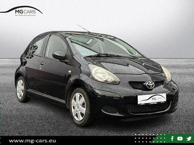 Second-hand Toyota Aygo 68 CP (50 kW) 2011 Negru Hatchback