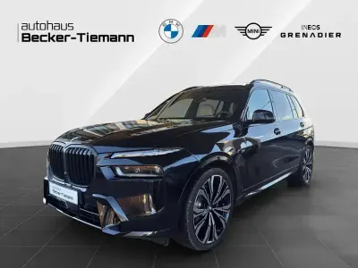 Second-hand BMW X7 M Sport 352 CP (258 kW) 2025 Negru SUV