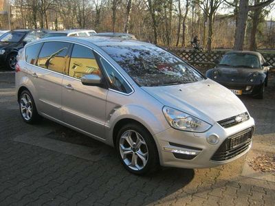 Silber Gebraucht 2014 Ford S-MAX Titanium Van / Kleinbus | 7.750 € (Fairer Preis)