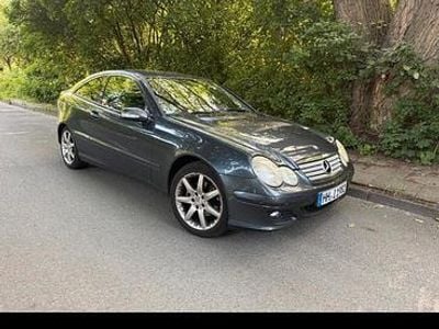 Mercedes C230