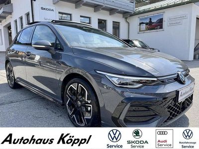 Neu VW Golf VIII R-line 150 PS (110 kW) 2026 Grau Limousine