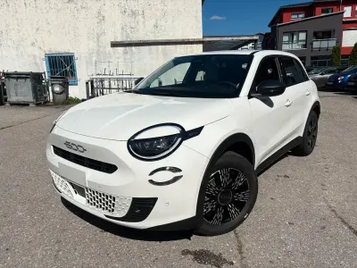 Neu Fiat 600 Business 110 PS (80 kW) 2026 Weiß SUV