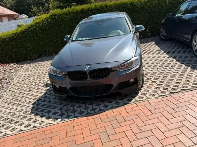 Gebraucht BMW 320 M Sport 184 PS (135 kW) 2012 Grau Limousine