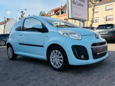 Gebraucht Citroën C1 SELECTION 68 PS (50 kW) 2014 Blau Kleinwagen