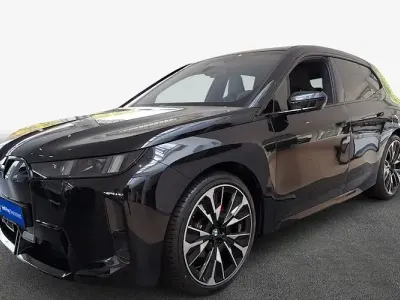 Neu BMW iX Sport Line 300 kW (408 PS) 2025 Saphirschwarz metallic SUV