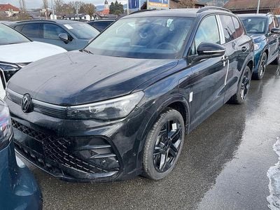 Neu VW Tiguan R-line 272 PS (200 kW) 2026 Deep black perleffekt SUV