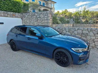 Gebraucht BMW 318 Advantage 150 PS (110 kW) 2022 Blau Kombi